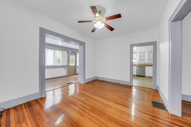 Building Photo - 1309 St Marys Blvd