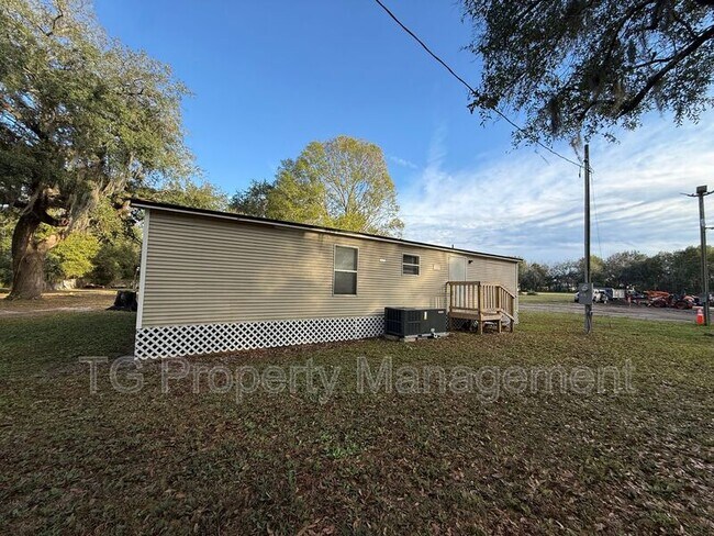 Building Photo - 787 Gillen St