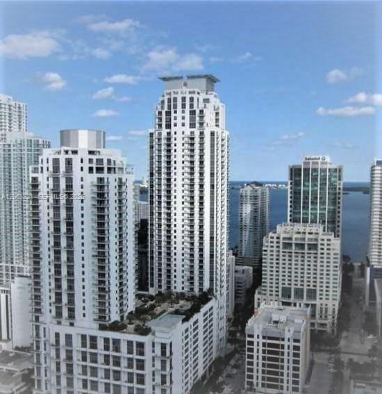 Building Photo - 1050 Brickell Ave
