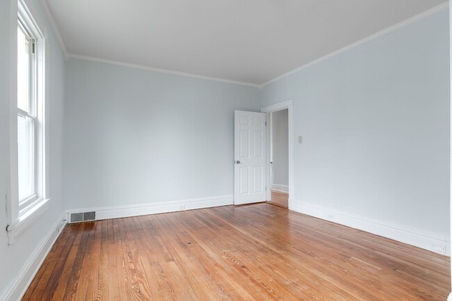 Building Photo - 3 Bedroom Home in North Highland Park ***A...