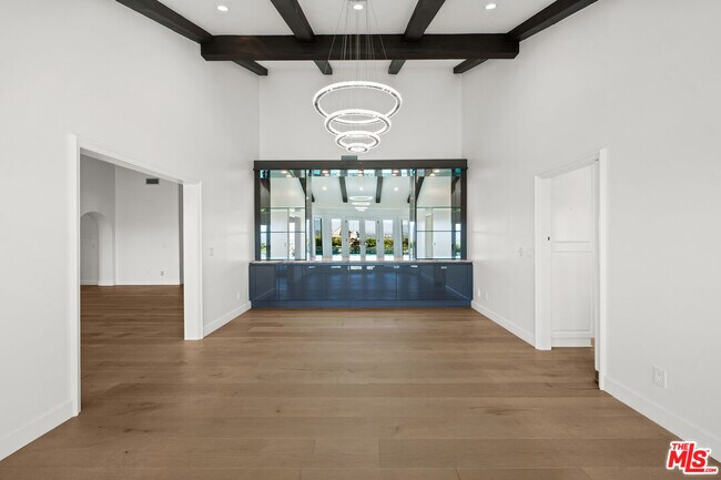 Building Photo - 6024 Paseo La Vista