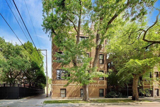 Building Photo - 1112 W Montana St