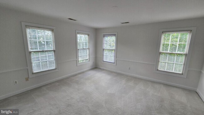 Building Photo - 8021 Kidwell Town Ct
