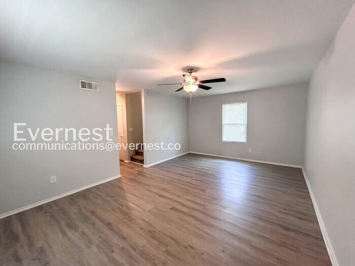 Building Photo - 5654 Bradley Cir