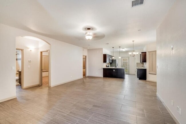 Building Photo - East El Paso 3bed/2bath Refrig A/C in Gated Community with Pool Access!