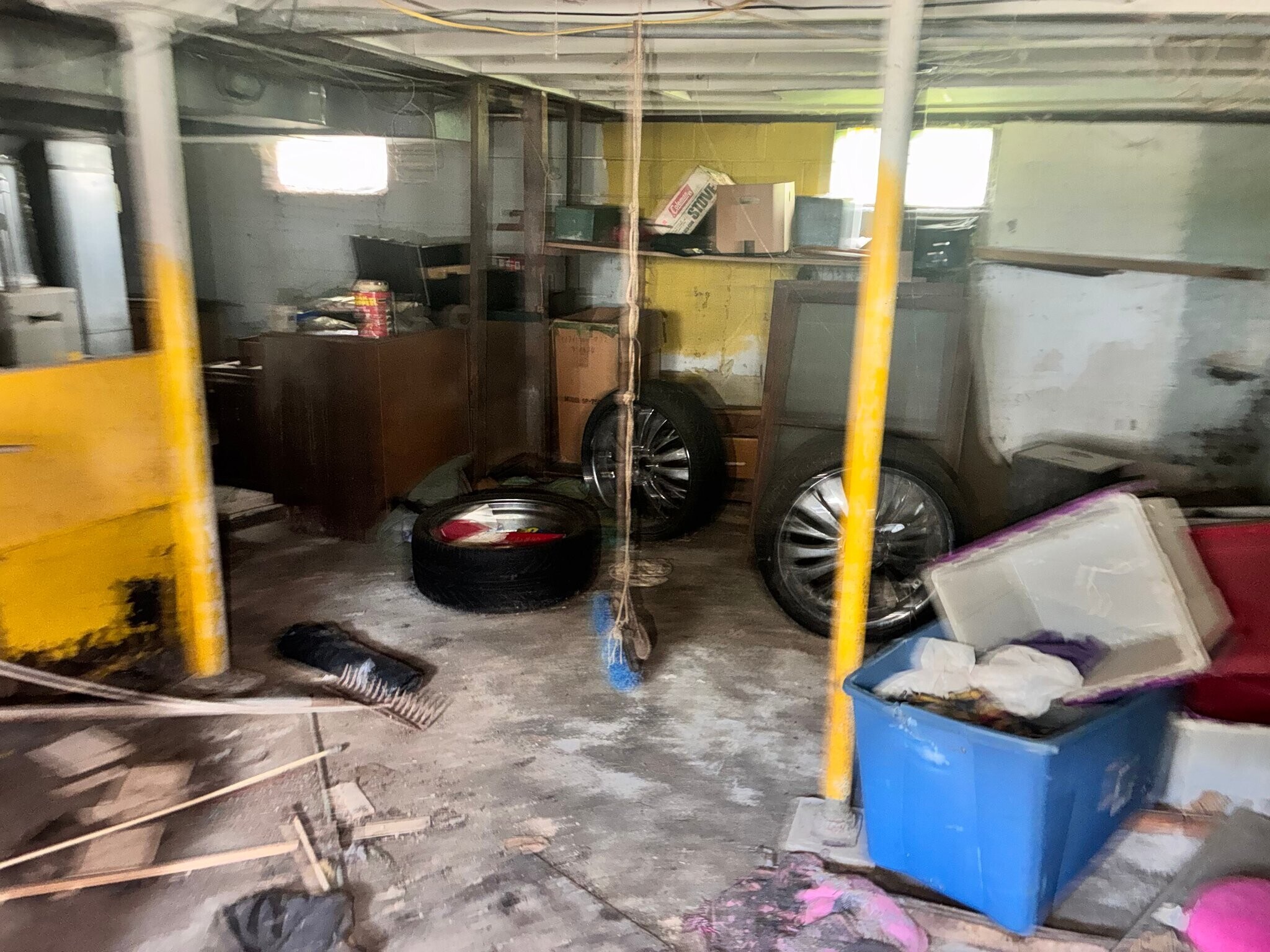 Building Photo - 3511 Converse Ave