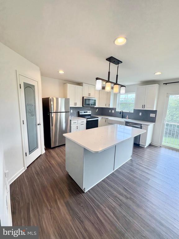 Building Photo - 284 Wigeon Ct