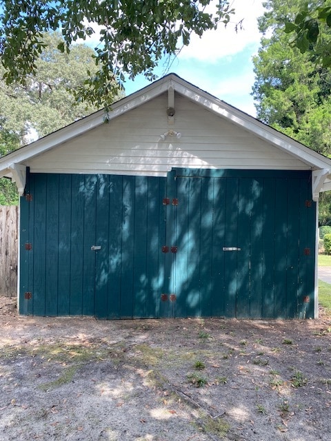 Building Photo - 601 E Home Ave