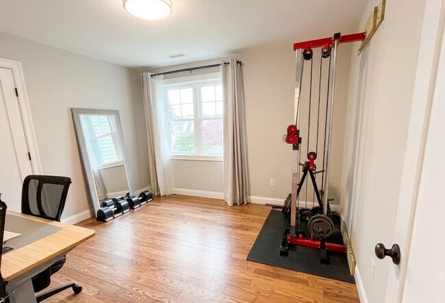 Building Photo - 57 Castine St