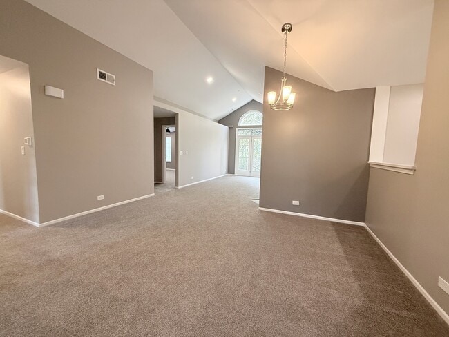 Building Photo - 1623 Camberley Ct