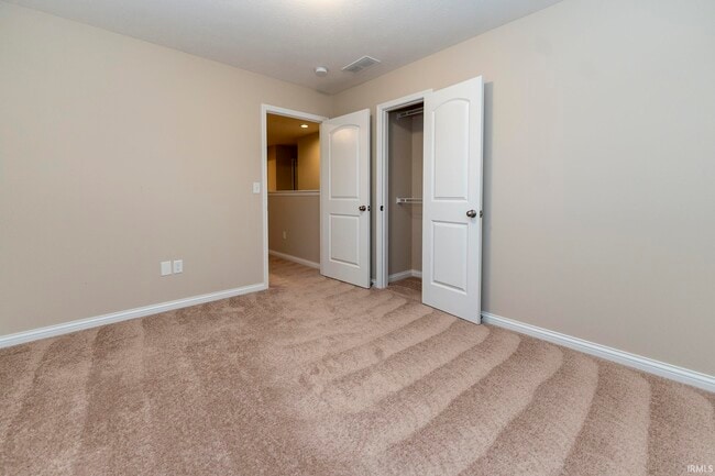 Building Photo - 5621 Camden Dr