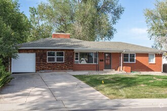 Building Photo - Nice Ranch Style Home in D12!