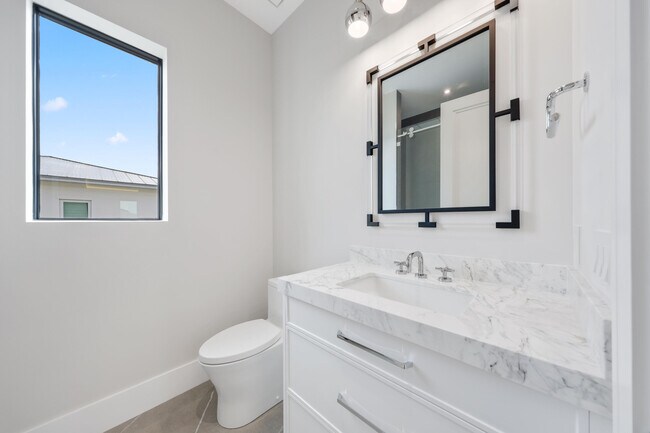 Building Photo - 151 Eden Ridge Ln