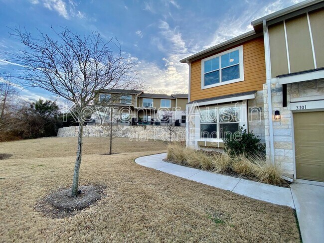 Building Photo - 516 E Slaughter Ln