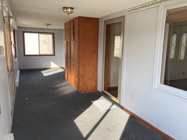 Building Photo - 411 N Shady Bend Rd