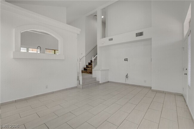 Building Photo - 3557 Sedwick Dr