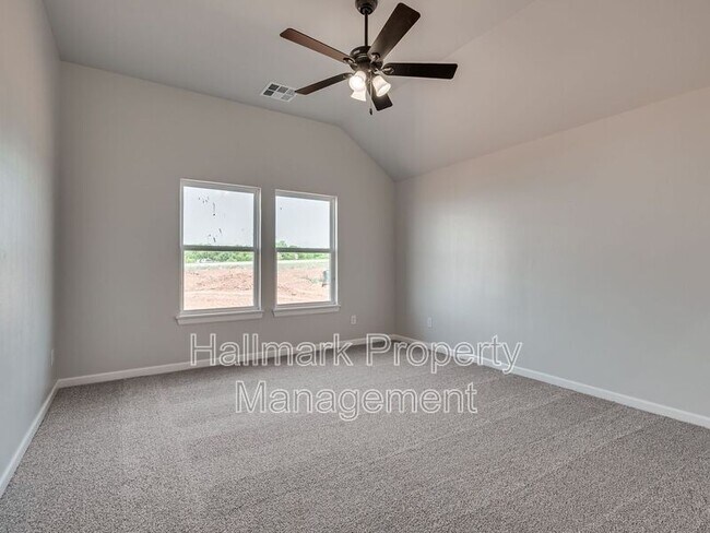 Building Photo - 4905 Misty Wood Ln