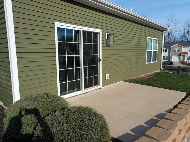 Building Photo - 1231 W Rangeview Cir