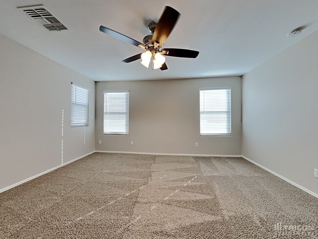 Building Photo - 1169 N 163rd Dr