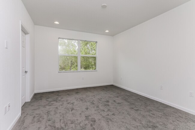 Building Photo - 2911 NW Treviso Cir