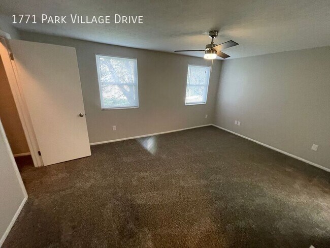 Building Photo - 1771 Park Village Dr