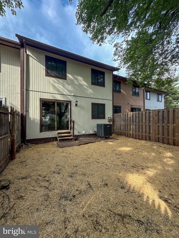 Building Photo - 3036 Virginia Dare Ct