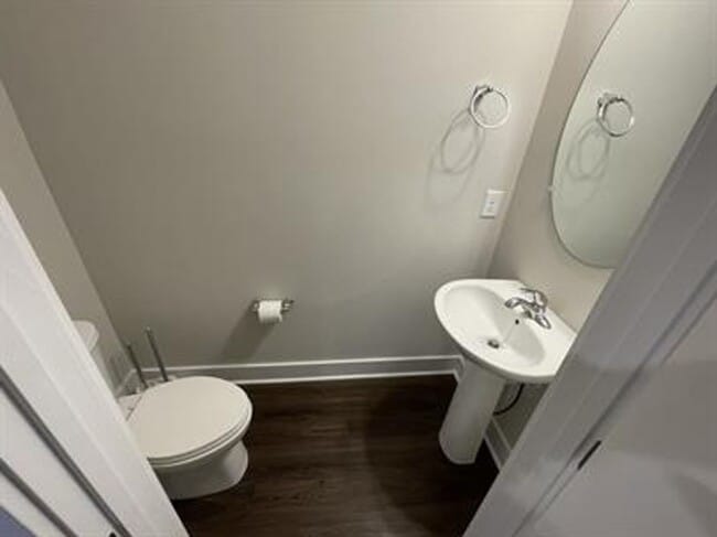 Building Photo - Spacious - Close to Downtown Greenville 3/2.5 Available April 1st