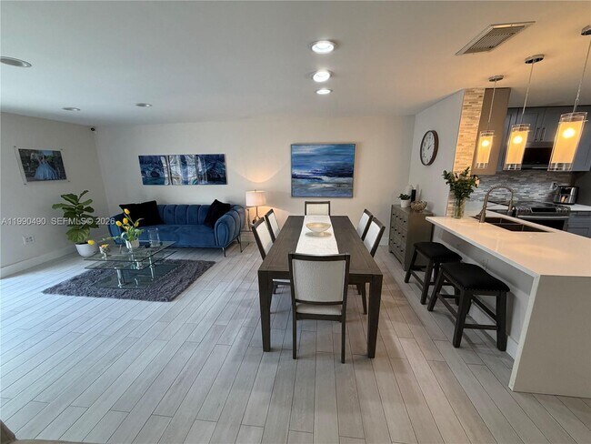 Building Photo - 7431 SW 163rd Pl