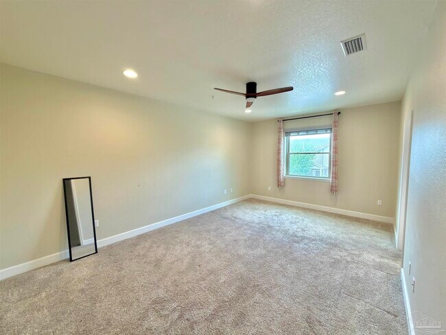 Building Photo - 3511 Mossy Oak Villas Cir