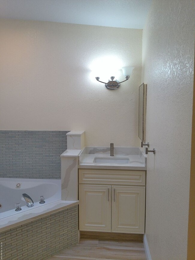 Building Photo - Stunning Lake Havasu Rental 4 BR/ 3BA Pool Home Backing to Park