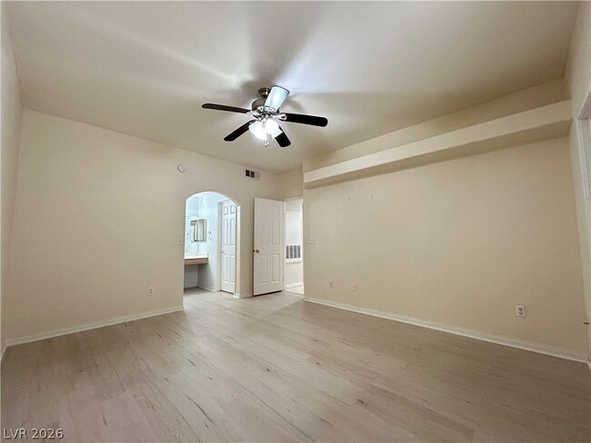 Building Photo - 525 Indian Princess Dr