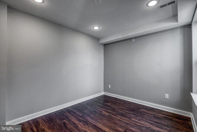 Building Photo - 1316 S Broad St