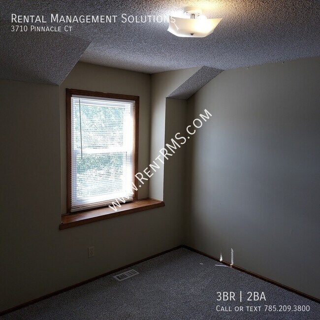 Building Photo - **MOVE-IN SPECIAL**3710 Pinnacle Ct-Lawren...