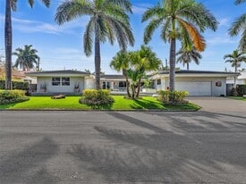 Building Photo - 840 S Southlake Dr