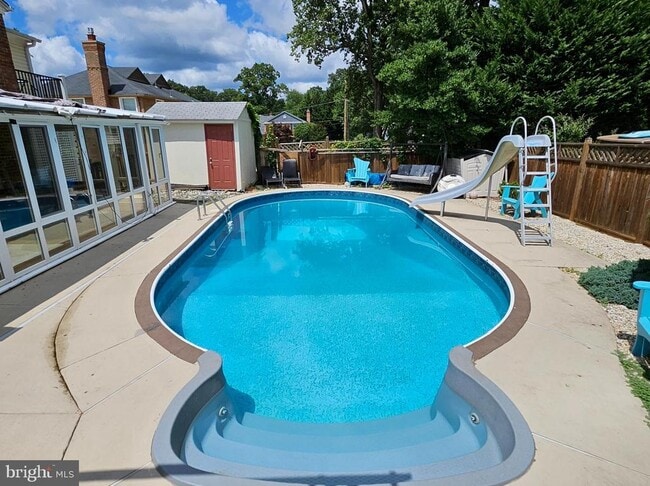 Building Photo - 8001 Postoak Rd