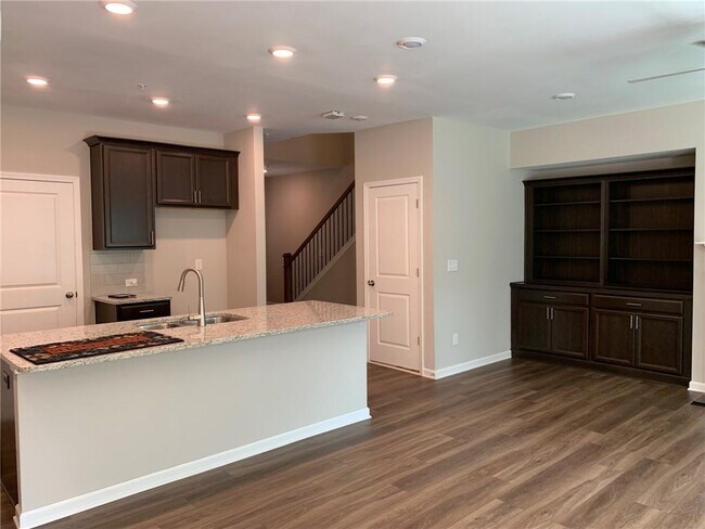 Building Photo - 1356 Endicott Ct