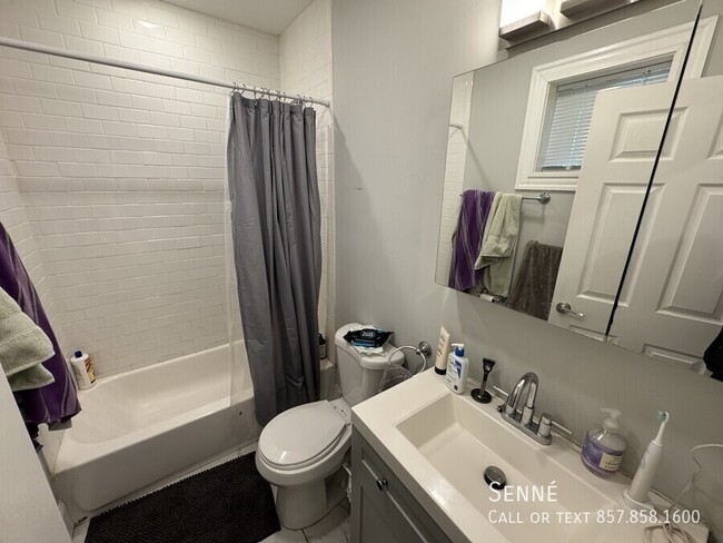 Building Photo - 309 A Highland Ave