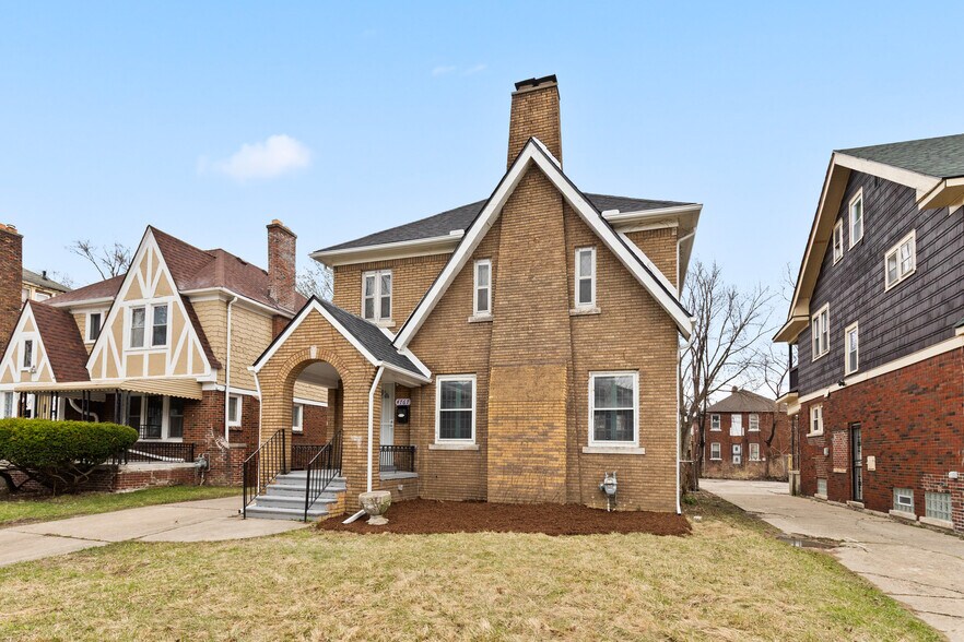 Building Photo - 4767 Sturtevant St
