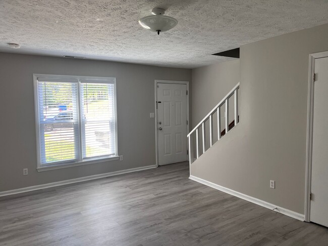 Building Photo - Near Cape Fear Valley Hospital - 2 bedroom...