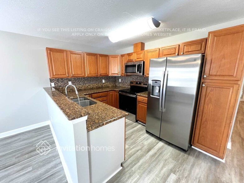 Building Photo - 114 Carol Susan Ln