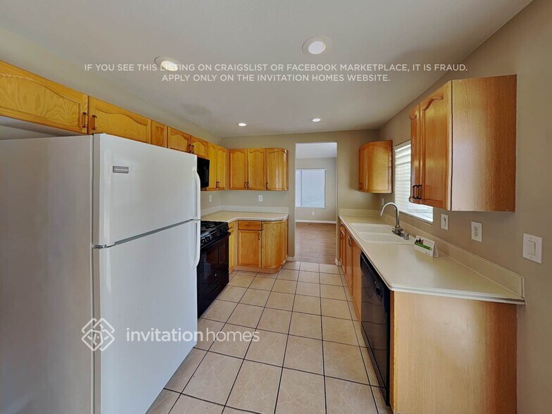 Building Photo - 3703 Funston Way