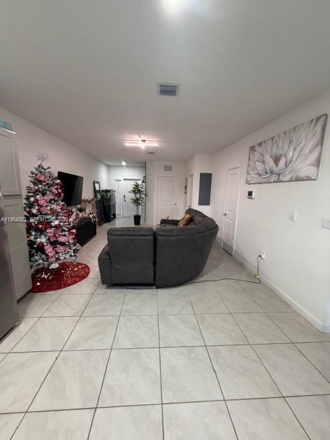 Building Photo - 470 NE 12th St