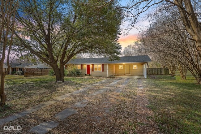 Building Photo - 7062 Winburn Dr