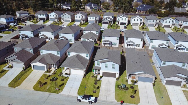 Building Photo - 8486 Sweet Cherry Ln