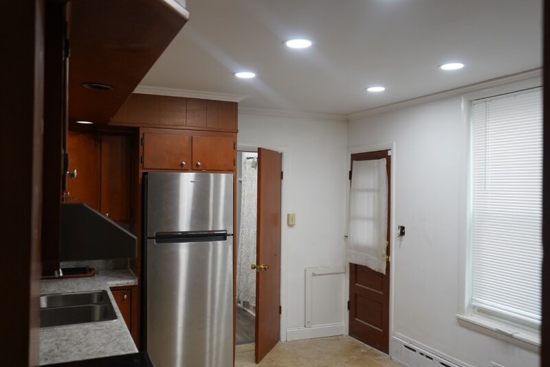 Building Photo - 920 N 5th St