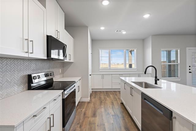 Building Photo - 4011 Lecroy Ct