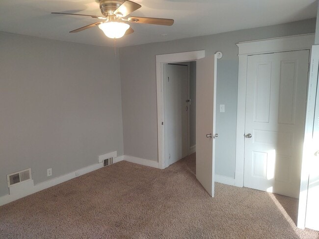 Building Photo - SW 619/621 23rd St