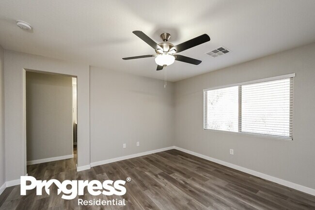 Building Photo - 7256 Coppertip Ave