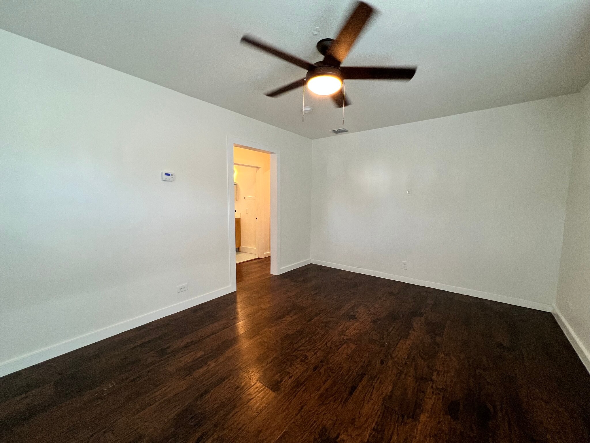 Building Photo - 927 Donaldson Ave