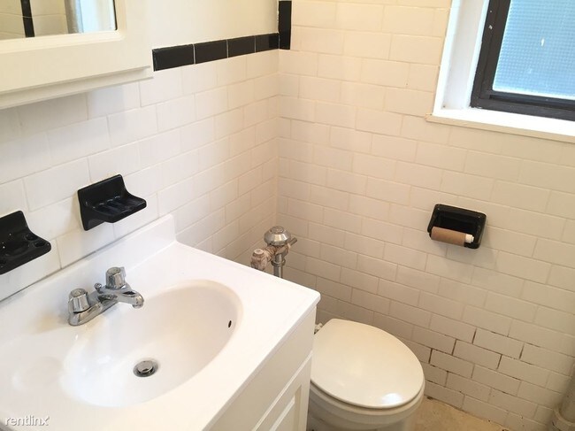 Building Photo - 51 Argyle Rd